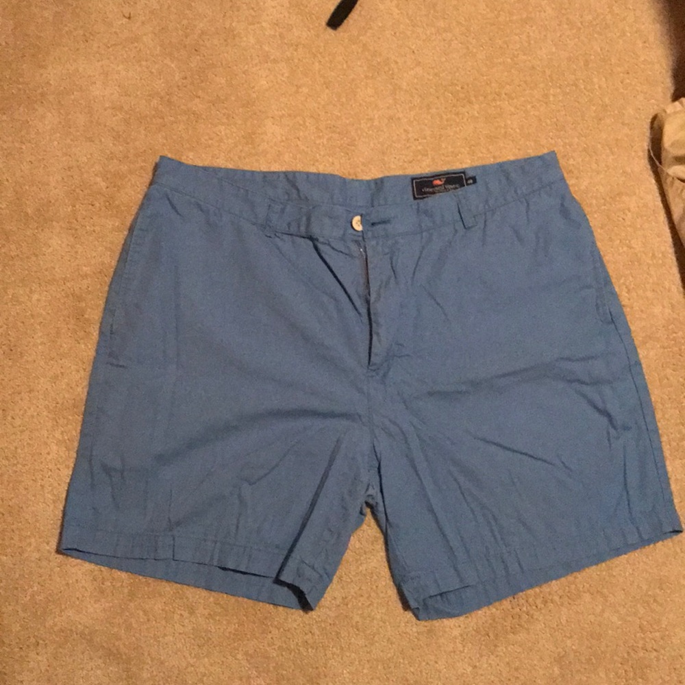 Vineyard Vines shorts